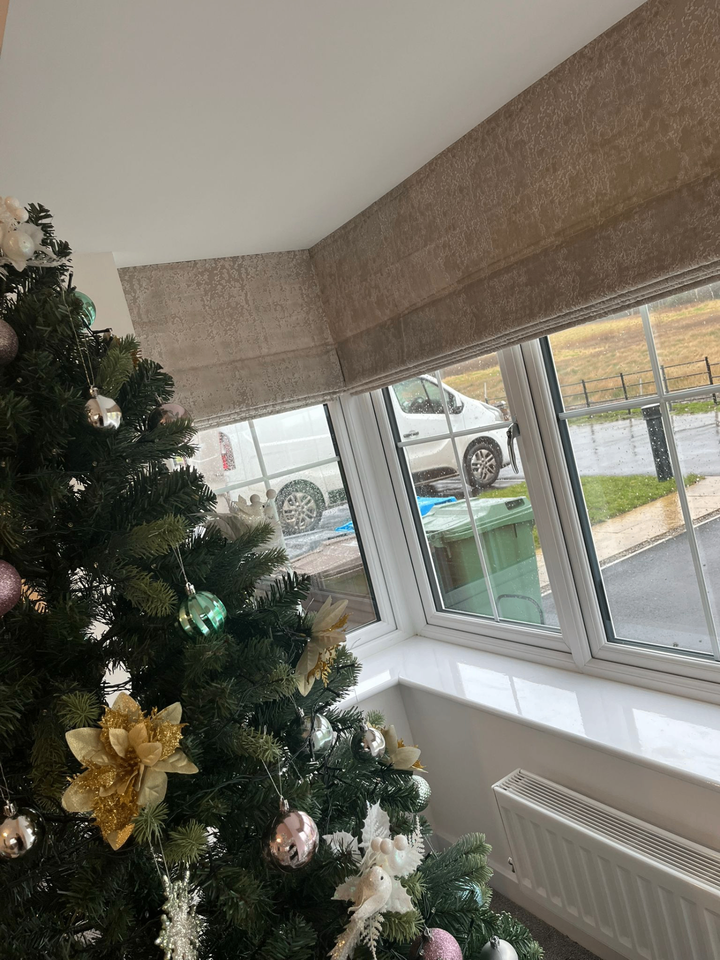 Roman Blinds fitted by Homestyle across Greater Manchester and Yorkshire